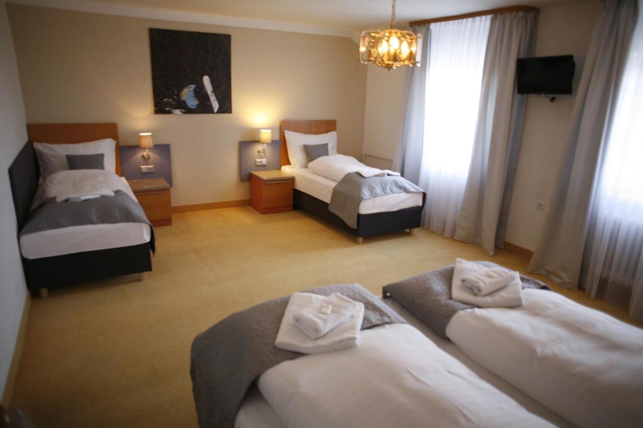 Hotel Pod Vlekem Loučná pod Klínovcem المظهر الخارجي الصورة